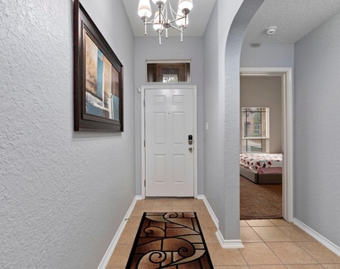 9426 Palomino Path - Photo Thumbnail 4