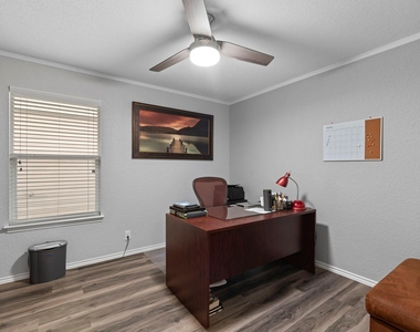9426 Palomino Path - Photo Thumbnail 19
