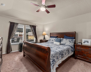 9426 Palomino Path - Photo Thumbnail 15