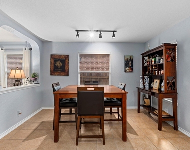 9426 Palomino Path - Photo Thumbnail 13
