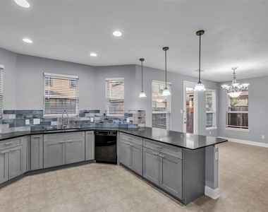 2707 Volute Court - Photo Thumbnail 10