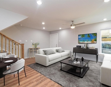 7954 Nashville Street - Photo Thumbnail 6