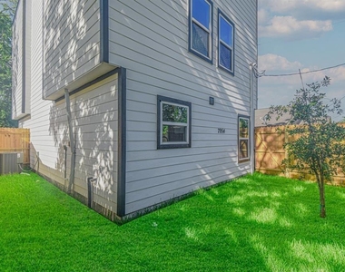 7954 Nashville Street - Photo Thumbnail 9