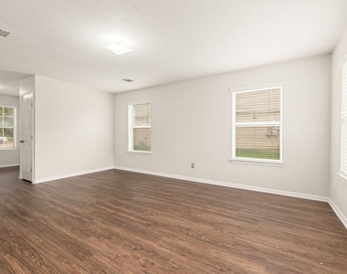 21415 Partha Way - Photo Thumbnail 13