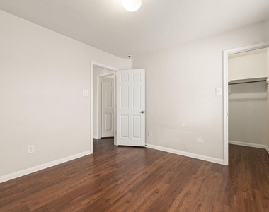 21415 Partha Way - Photo Thumbnail 22