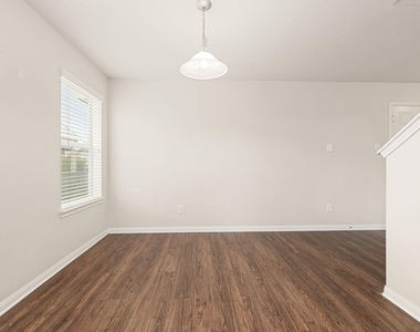 21415 Partha Way - Photo Thumbnail 9