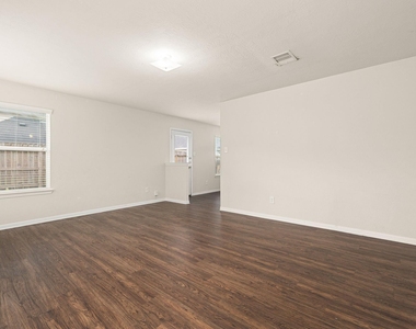 21415 Partha Way - Photo Thumbnail 15