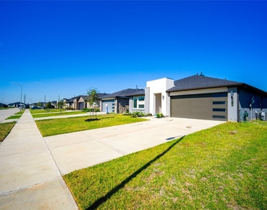 29710 Wilkerson Lane - Photo Thumbnail 2