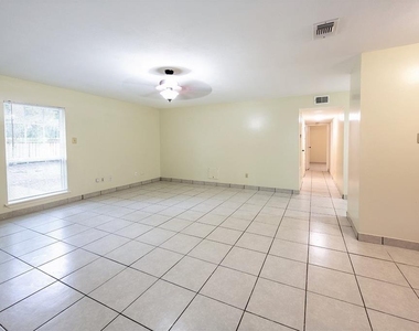 49 Blue Fox Road - Photo Thumbnail 4