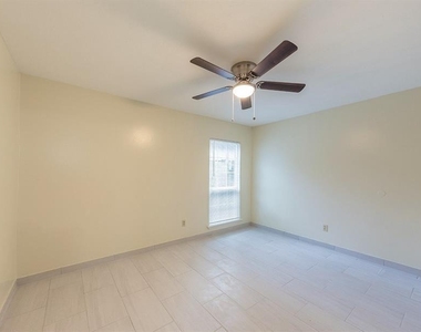 49 Blue Fox Road - Photo Thumbnail 11