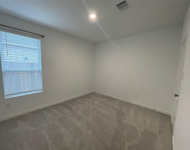 16503 Texas Palmetto Way - Photo Thumbnail 11