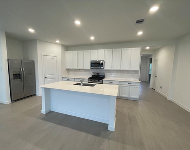 16503 Texas Palmetto Way - Photo Thumbnail 21