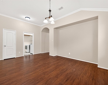 16107 Hitching Post Court - Photo Thumbnail 7