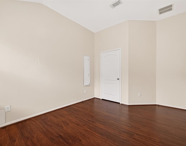 16107 Hitching Post Court - Photo Thumbnail 29