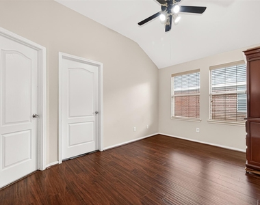 16107 Hitching Post Court - Photo Thumbnail 25