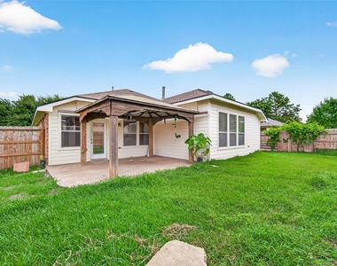 16107 Hitching Post Court - Photo Thumbnail 47