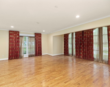 11518 Summerhill Lane - Photo Thumbnail 13
