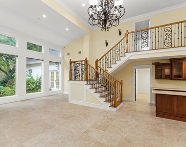 11518 Summerhill Lane - Photo Thumbnail 4