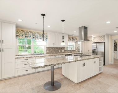 11518 Summerhill Lane - Photo Thumbnail 10