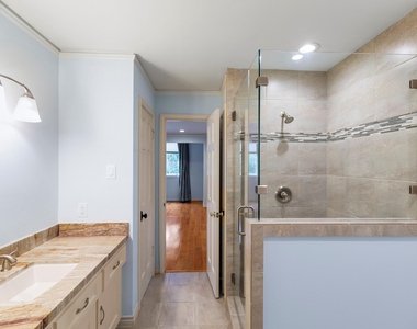 11518 Summerhill Lane - Photo Thumbnail 43