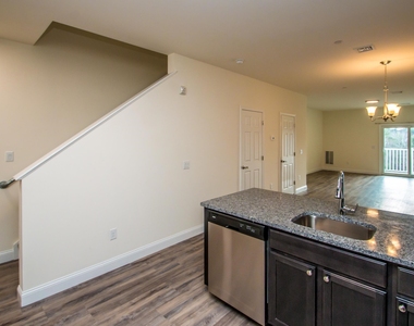 38 Alpine Place - Photo Thumbnail 8