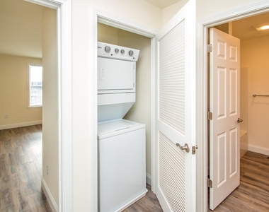 38 Alpine Place - Photo Thumbnail 9