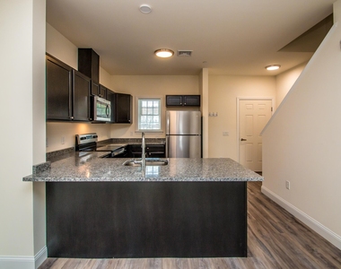 38 Alpine Place - Photo Thumbnail 7