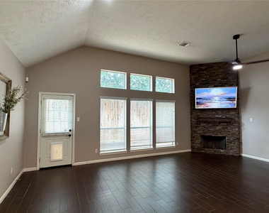 903 Cascade Ridge - Photo Thumbnail 4