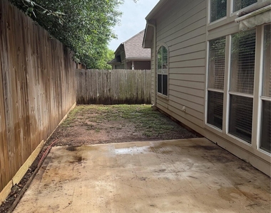 903 Cascade Ridge - Photo Thumbnail 23