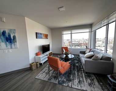 409 Elm - Photo Thumbnail 14