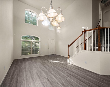 1431 Orchid Drive - Photo Thumbnail 3