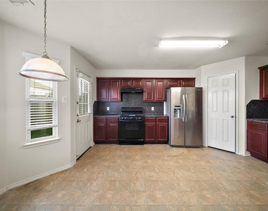 1431 Orchid Drive - Photo Thumbnail 6