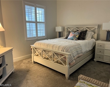 10541 Marino Pointe Drive - Photo Thumbnail 10