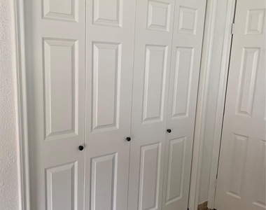 2023 Havenhouse Drive - Photo Thumbnail 15
