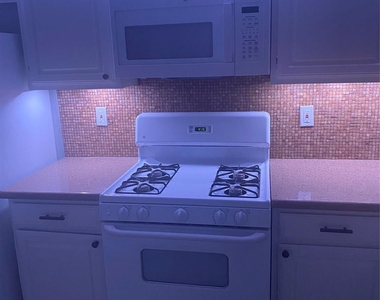 2023 Havenhouse Drive - Photo Thumbnail 16