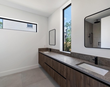 1502 Primrose Street - Photo Thumbnail 26
