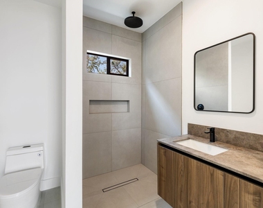 1502 Primrose Street - Photo Thumbnail 17