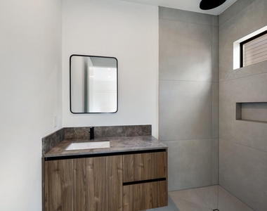 1502 Primrose Street - Photo Thumbnail 22