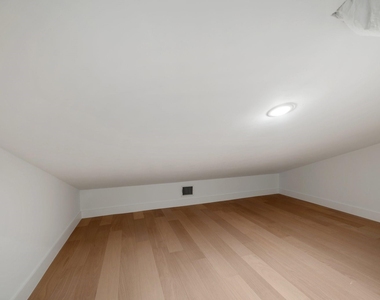 1502 Primrose Street - Photo Thumbnail 31