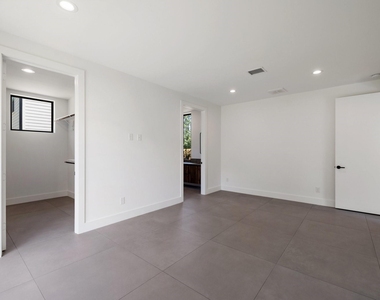 1502 Primrose Street - Photo Thumbnail 24