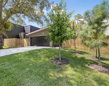 1502 Primrose Street - Photo Thumbnail 3