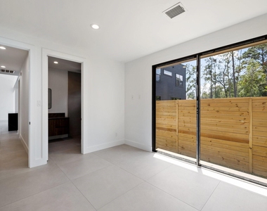 1502 Primrose Street - Photo Thumbnail 21