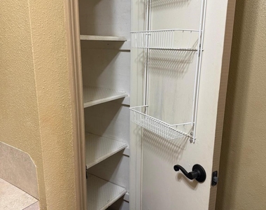6402 Del Monte Drive - Photo Thumbnail 31