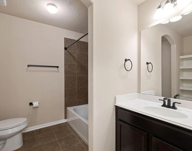 16007 David Hill Lane - Photo Thumbnail 22