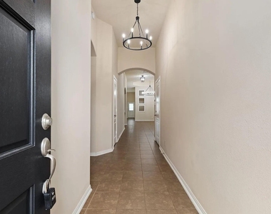 16007 David Hill Lane - Photo Thumbnail 31