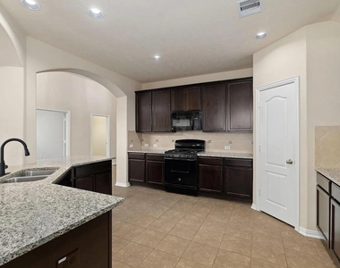 16007 David Hill Lane - Photo Thumbnail 8