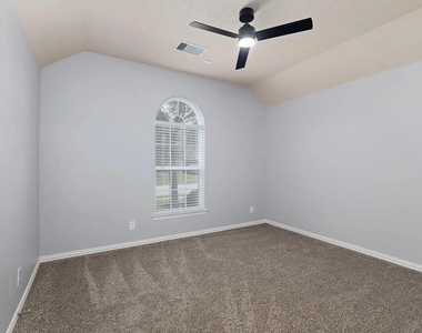 16007 David Hill Lane - Photo Thumbnail 4