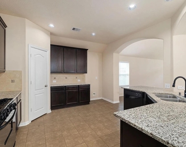 16007 David Hill Lane - Photo Thumbnail 7