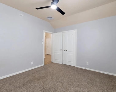 16007 David Hill Lane - Photo Thumbnail 16