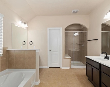 16007 David Hill Lane - Photo Thumbnail 23